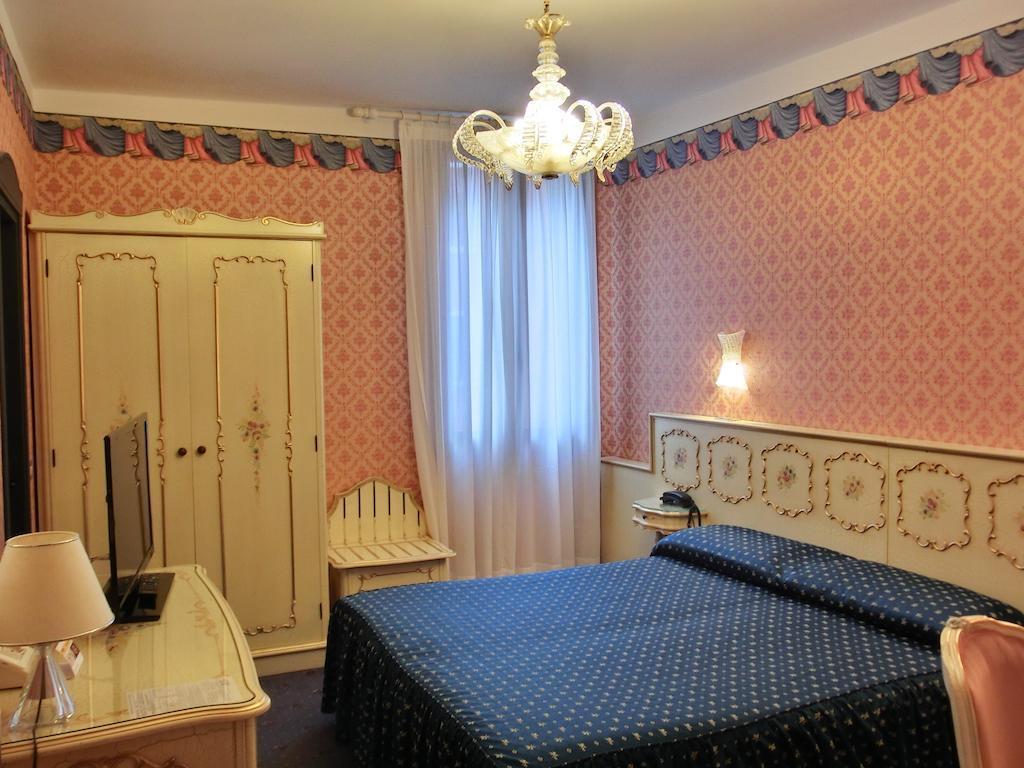 Hotel Diana Venezia Esterno foto