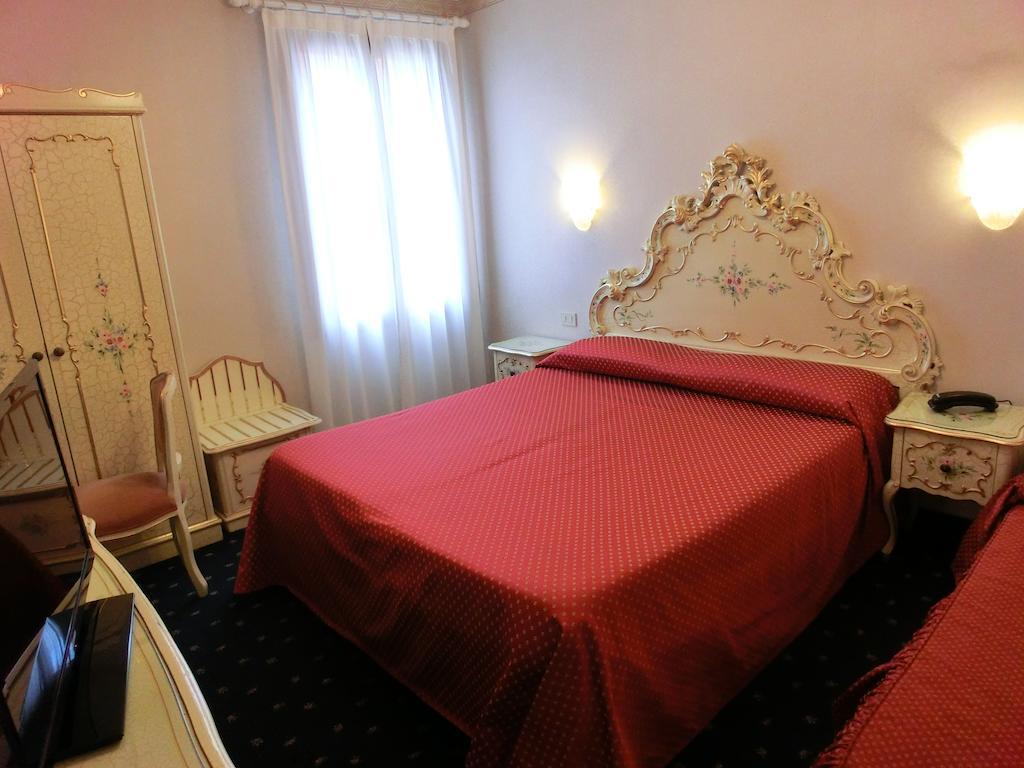 Hotel Diana Venezia Esterno foto