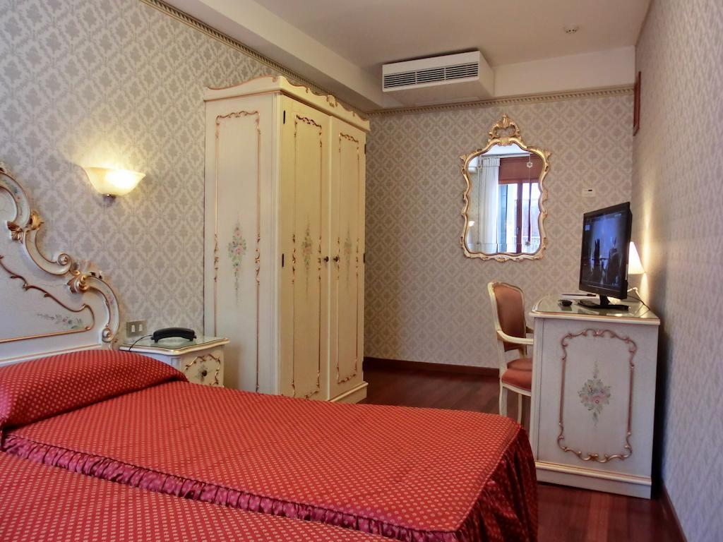Hotel Diana Venezia Esterno foto