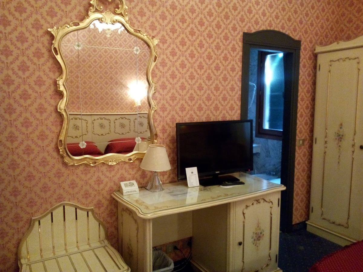Hotel Diana Venezia Esterno foto