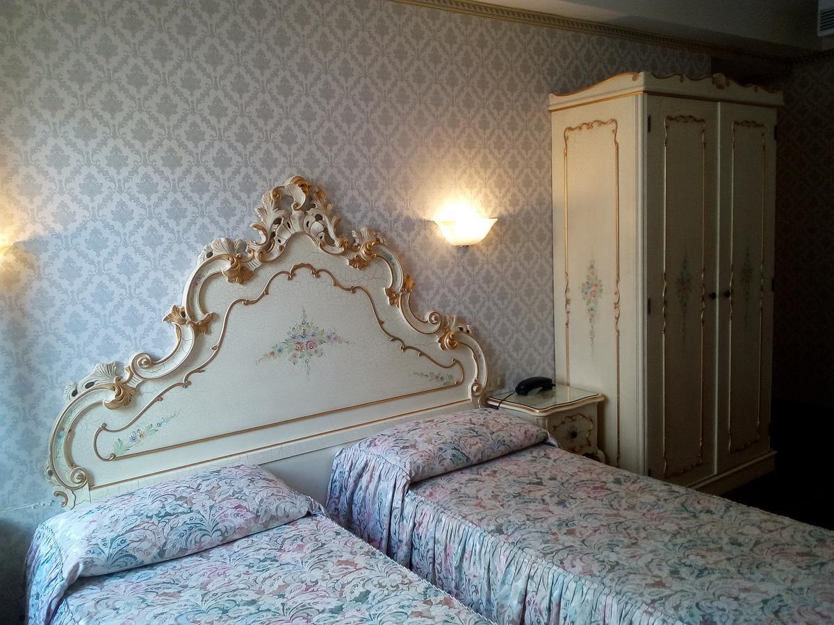 Hotel Diana Venezia Esterno foto