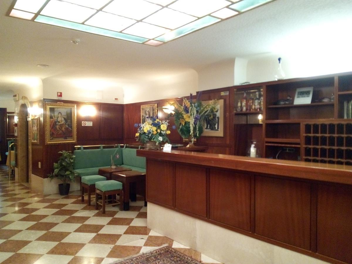 Hotel Diana Venezia Esterno foto