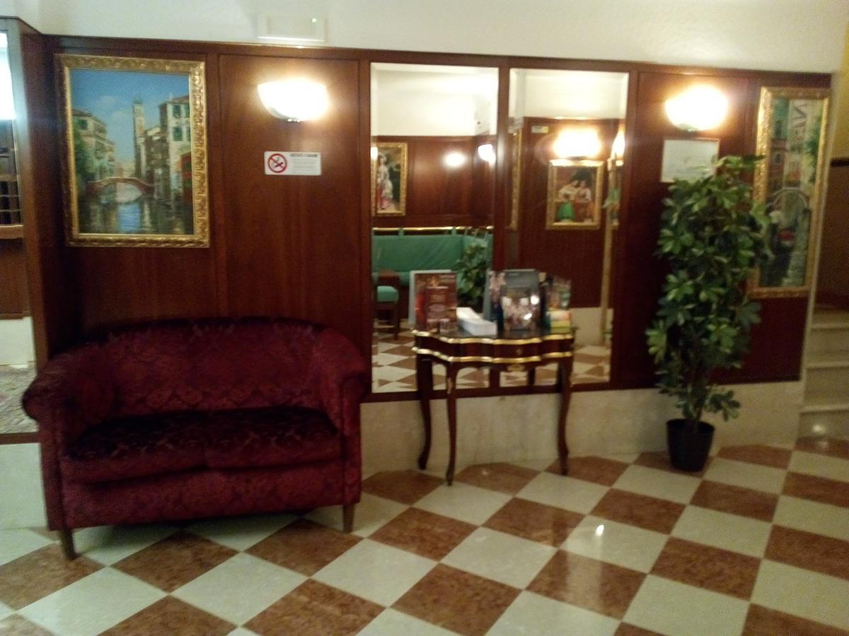 Hotel Diana Venezia Esterno foto