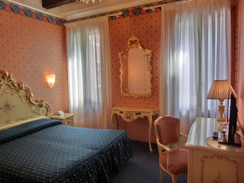 Hotel Diana Venezia Esterno foto