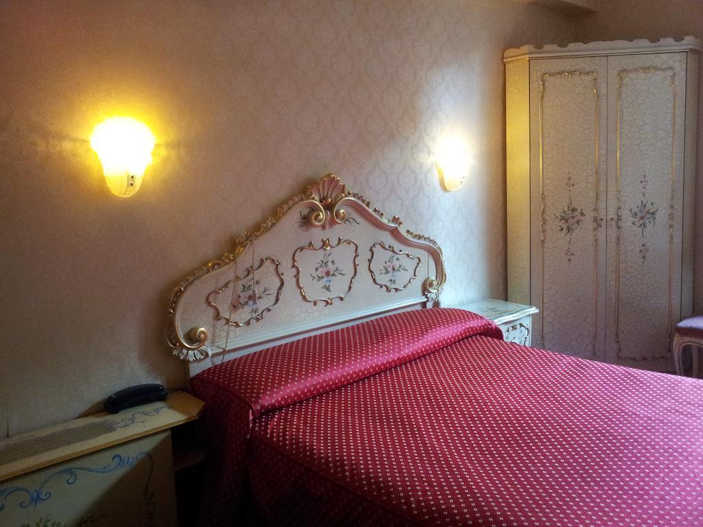 Hotel Diana Venezia Esterno foto